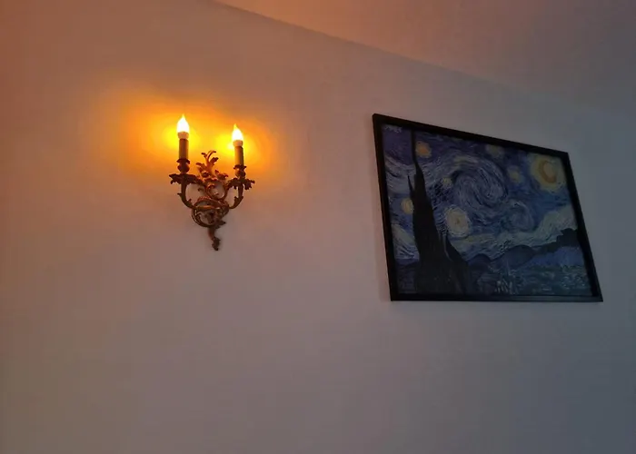 N&Ghomesweethome Van Gogh Elegante E Confortevole Casa Vacanze