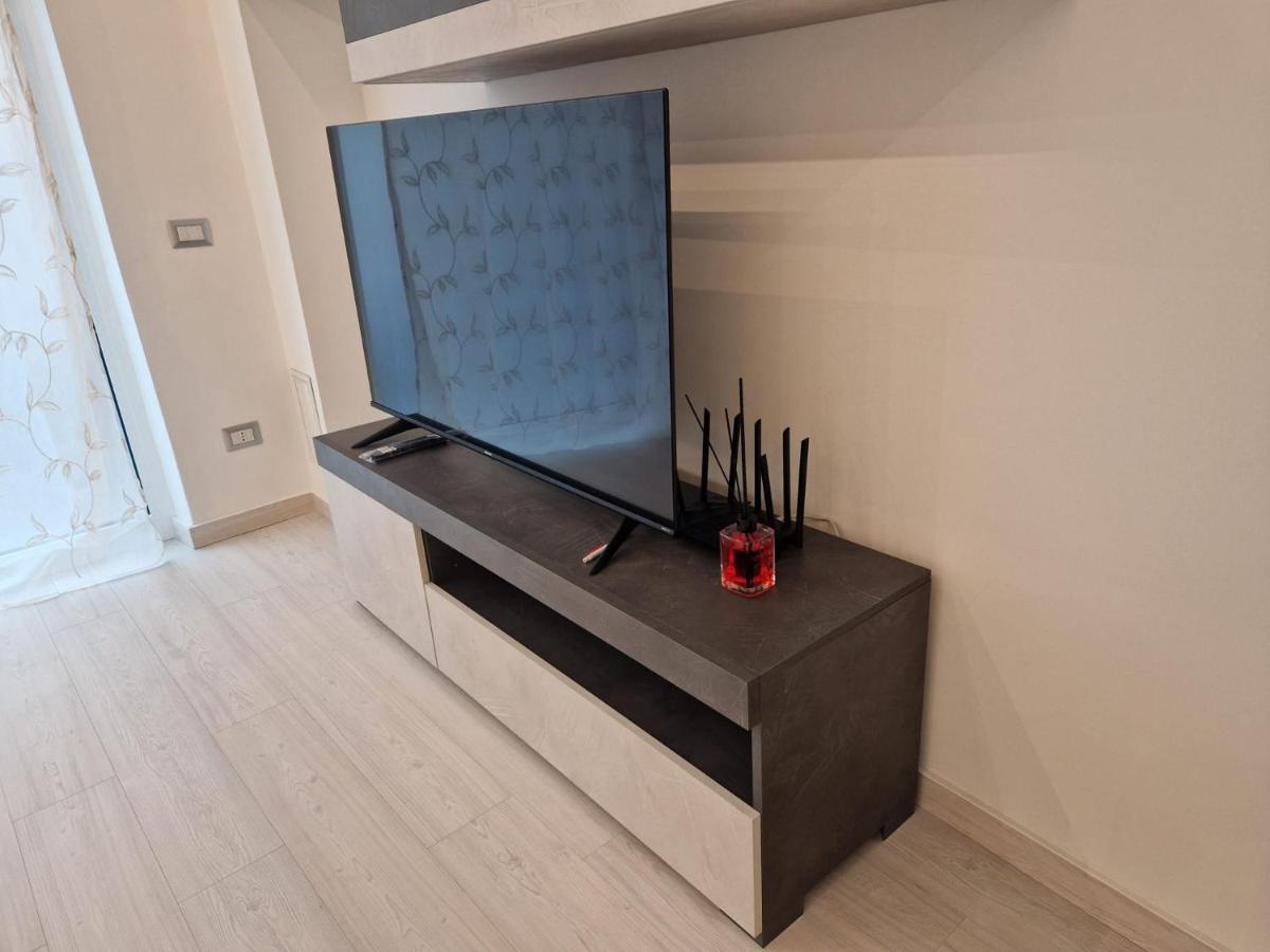 N&ghomesweethome Gogh Elegante E Confortevole * Milan