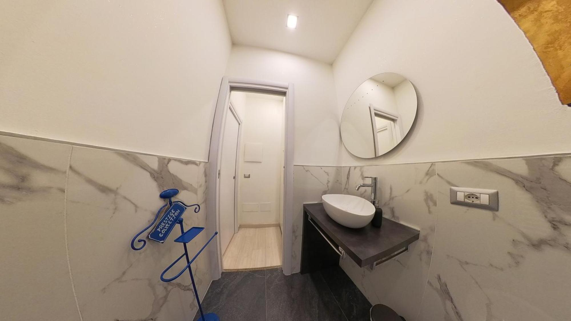 N&ghomesweethome Gogh Elegante E Confortevole Apartment
