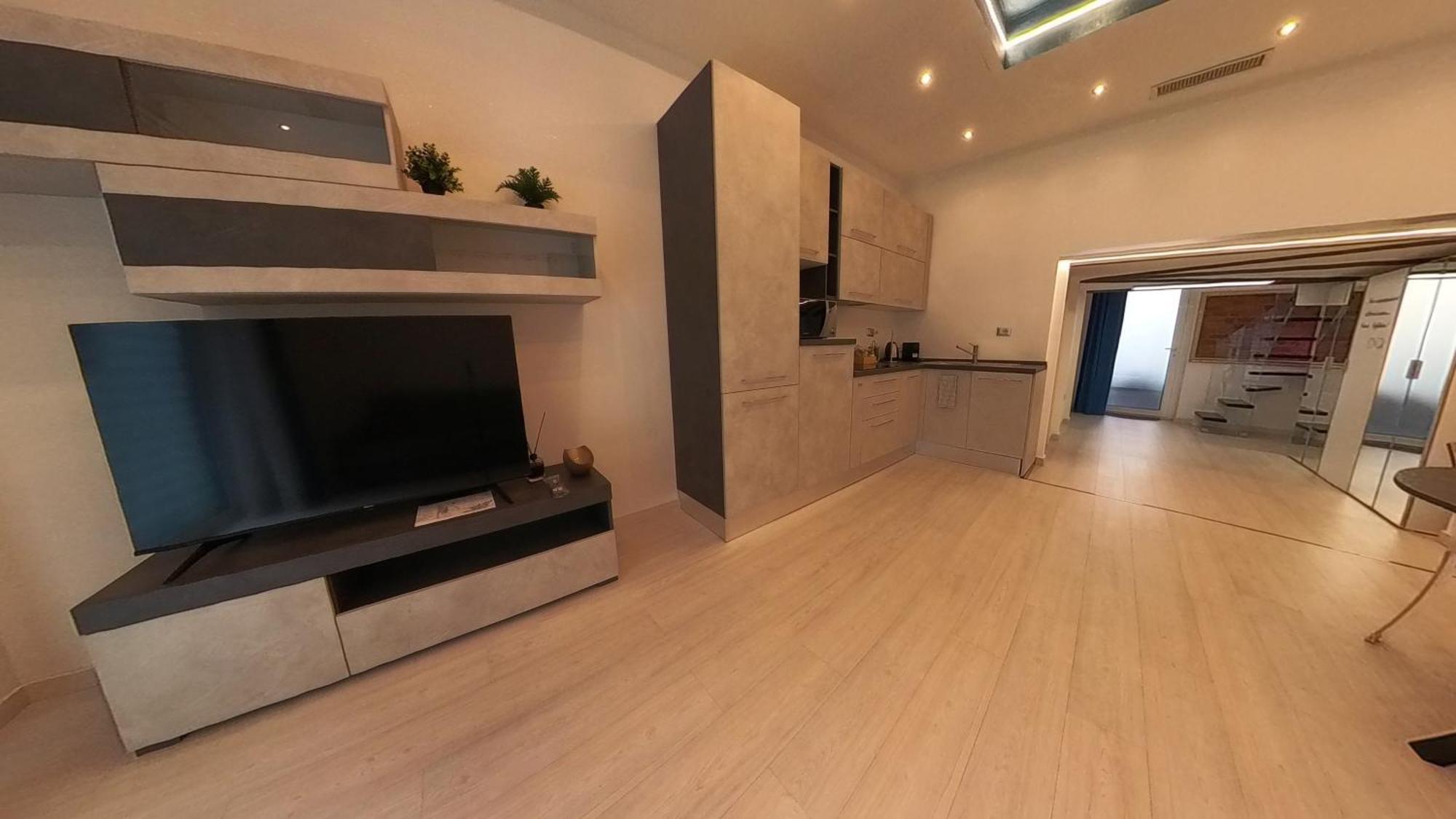 N&ghomesweethome Gogh Elegante E Confortevole Apartment *