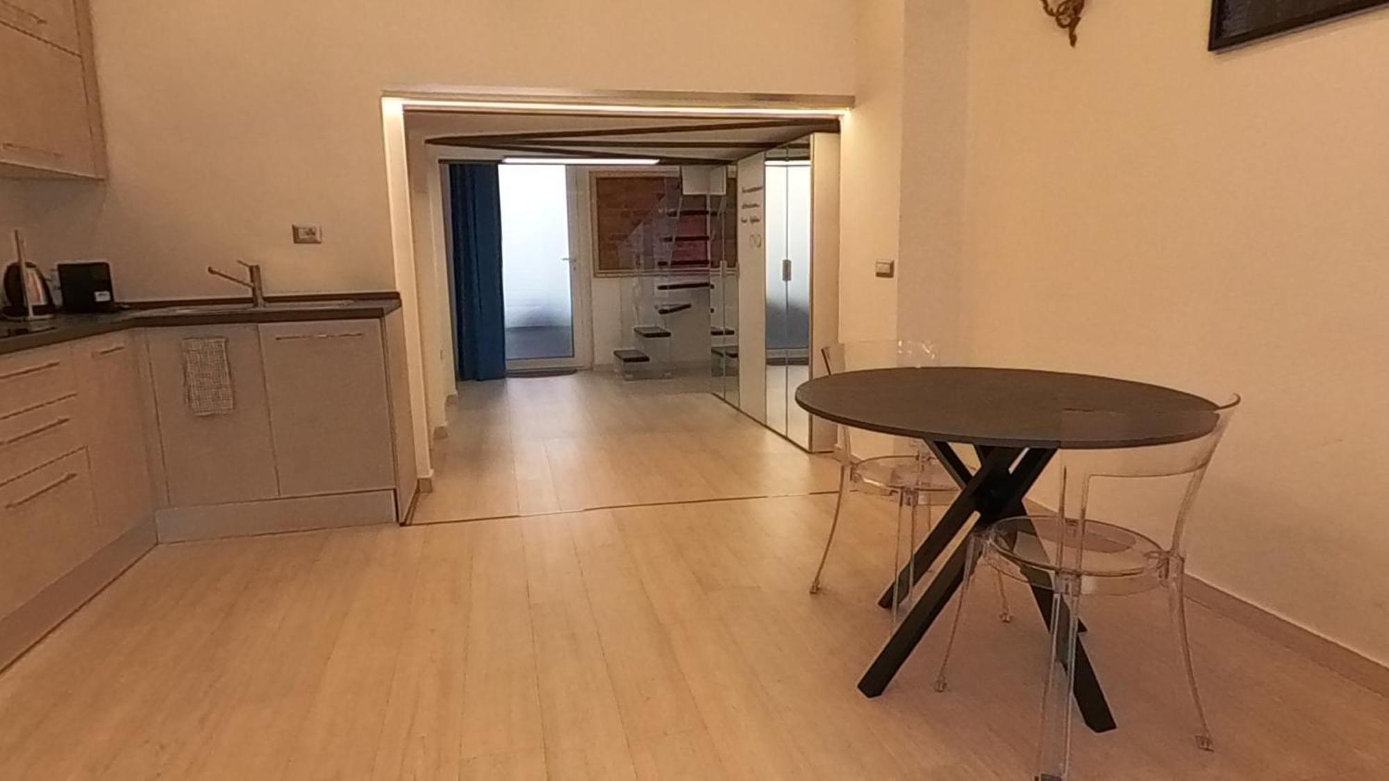 N&ghomesweethome Gogh Elegante E Confortevole *