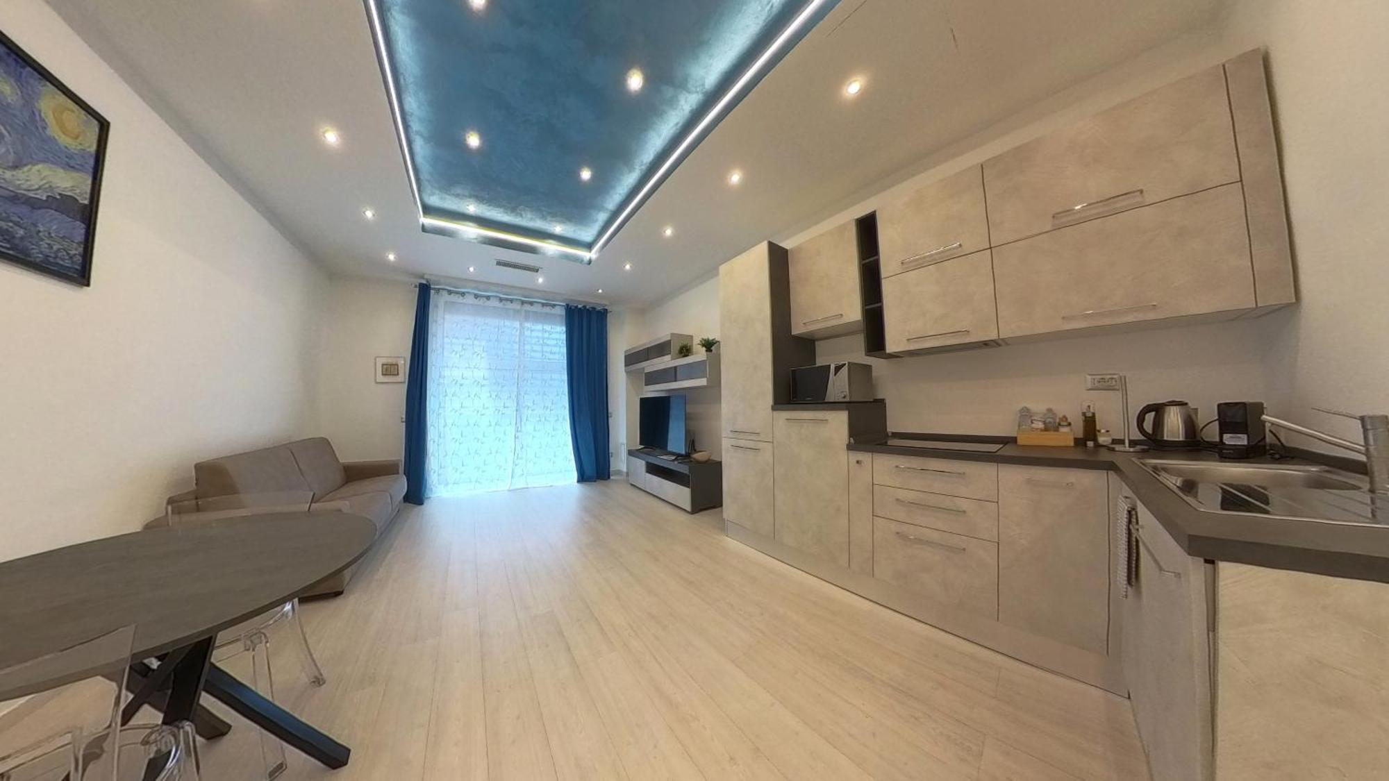 N&ghomesweethome Gogh Elegante E Confortevole